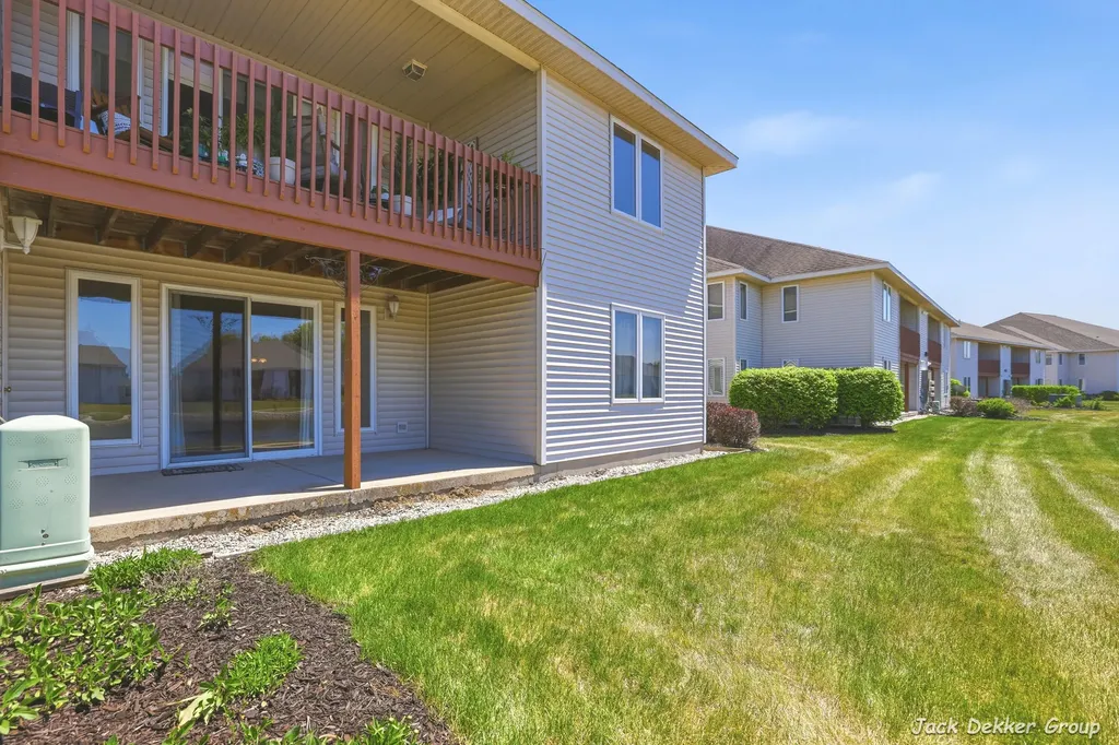3153 E Crystal Waters Drive Holland Charter Township MI 49424