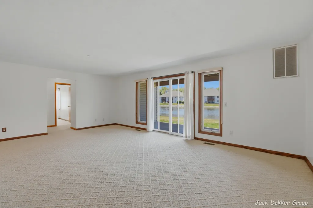 3153 E Crystal Waters Drive Holland Charter Township MI 49424