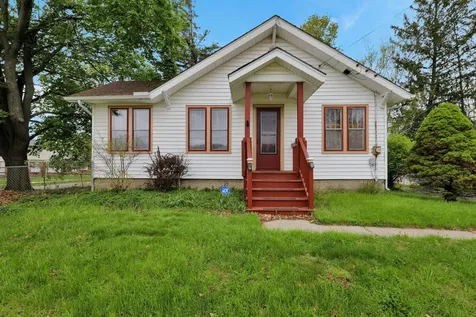 4308 Pleasant Grove Road Lansing City MI 48910