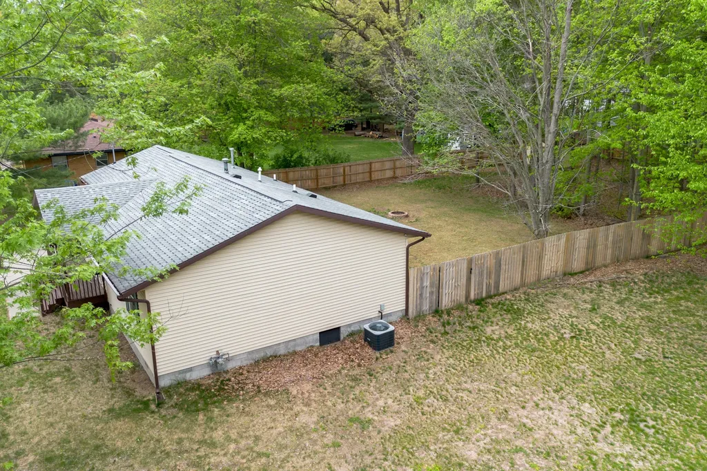 2908 Genesee Avenue Muskegon Charter Township MI 49442