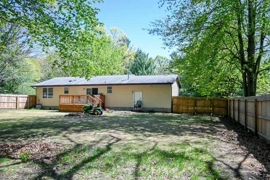2908 Genesee Avenue Muskegon Charter Township MI 49442