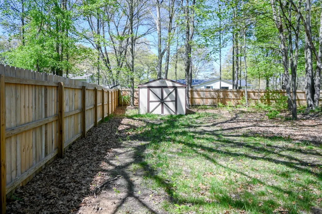 2908 Genesee Avenue Muskegon Charter Township MI 49442