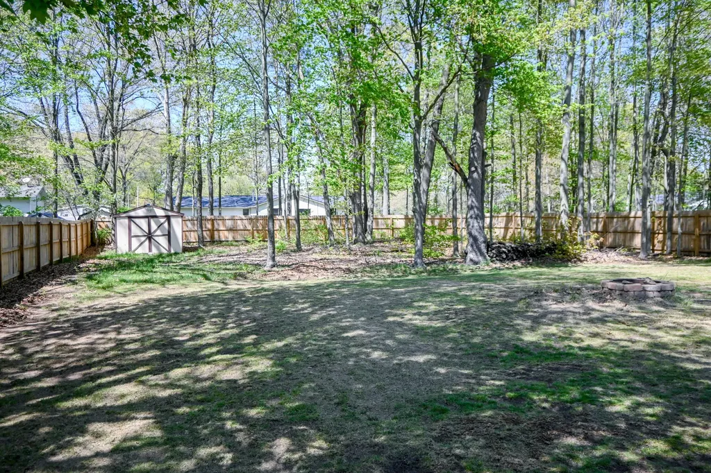 2908 Genesee Avenue Muskegon Charter Township MI 49442