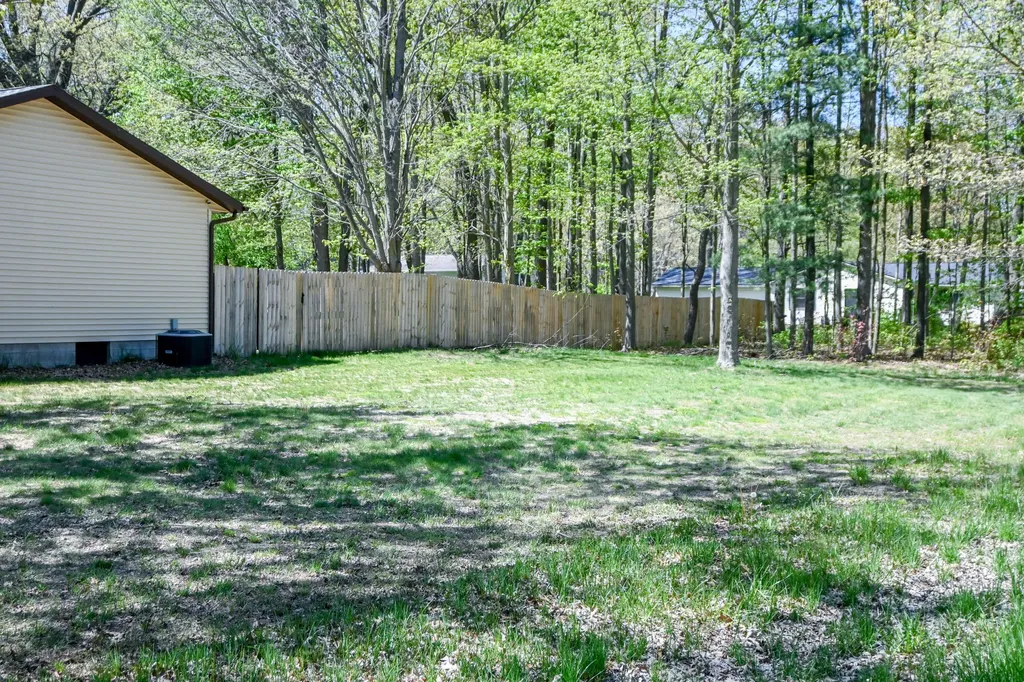 2908 Genesee Avenue Muskegon Charter Township MI 49442