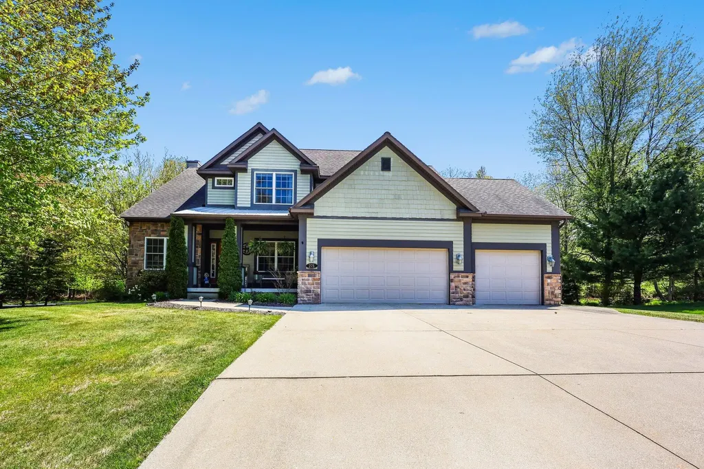 275 Boulder Drive Norton Shores City MI 49444