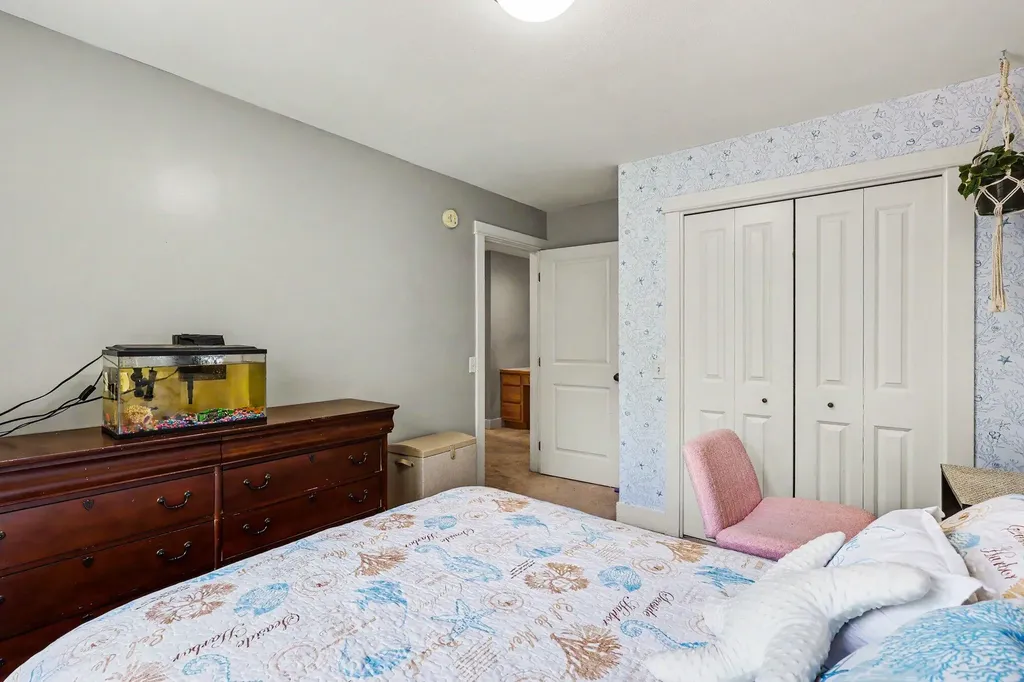 275 Boulder Drive Norton Shores City MI 49444
