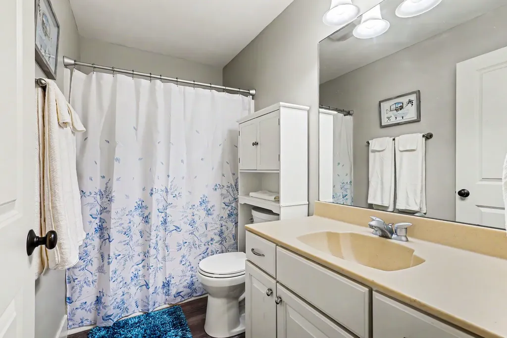 275 Boulder Drive Norton Shores City MI 49444