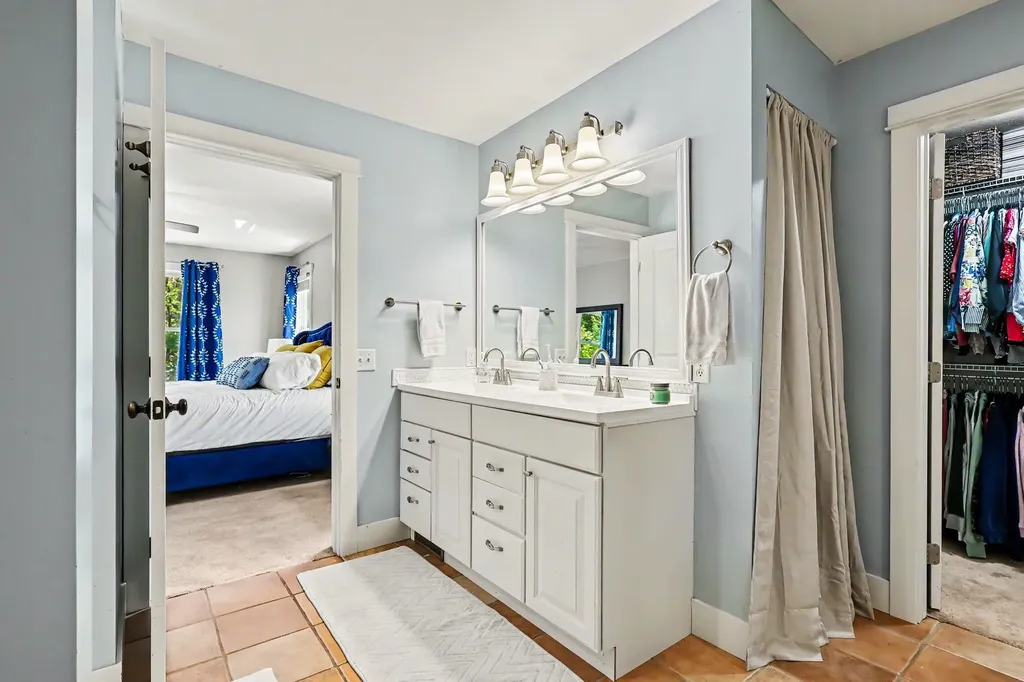 275 Boulder Drive Norton Shores City MI 49444