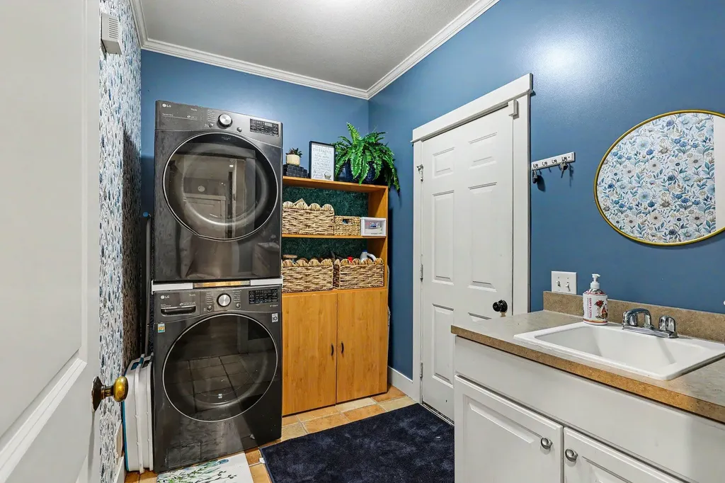 275 Boulder Drive Norton Shores City MI 49444