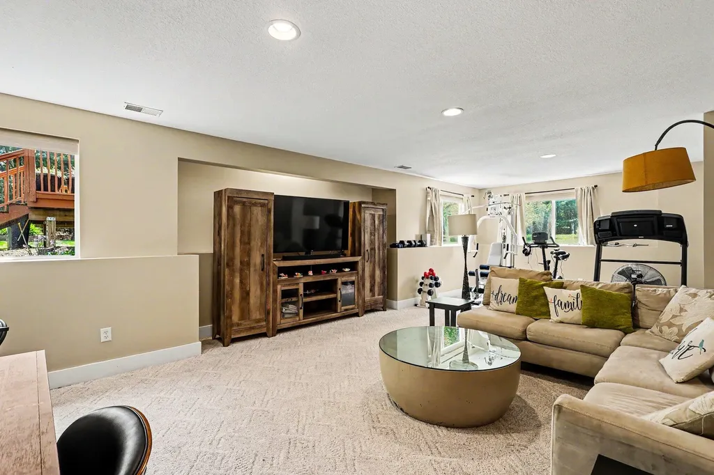275 Boulder Drive Norton Shores City MI 49444