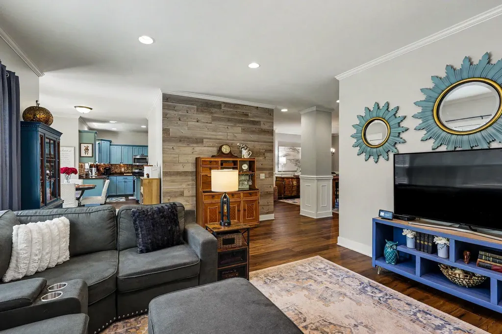 275 Boulder Drive Norton Shores City MI 49444