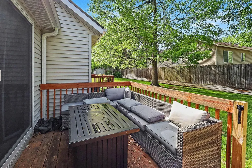321 Nestlewood Drive Holland Charter Township MI 49424