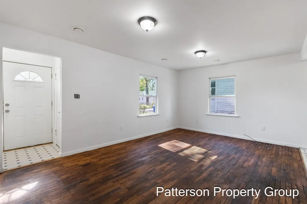 2107 8th Street Muskegon Heights City MI 49444
