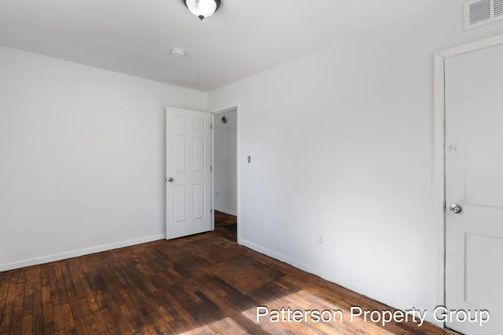 2107 8th Street Muskegon Heights City MI 49444