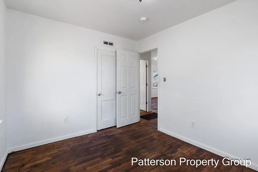2107 8th Street Muskegon Heights City MI 49444