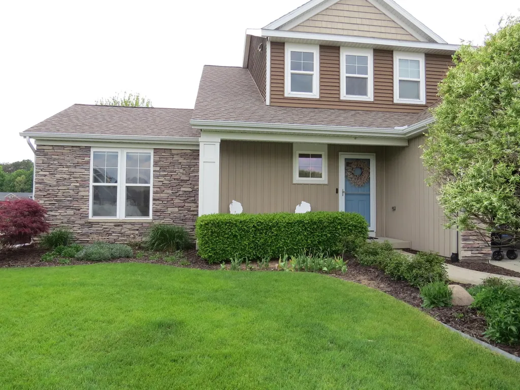 12961 Sweetbriar Drive Grand Haven Charter Township MI 49417