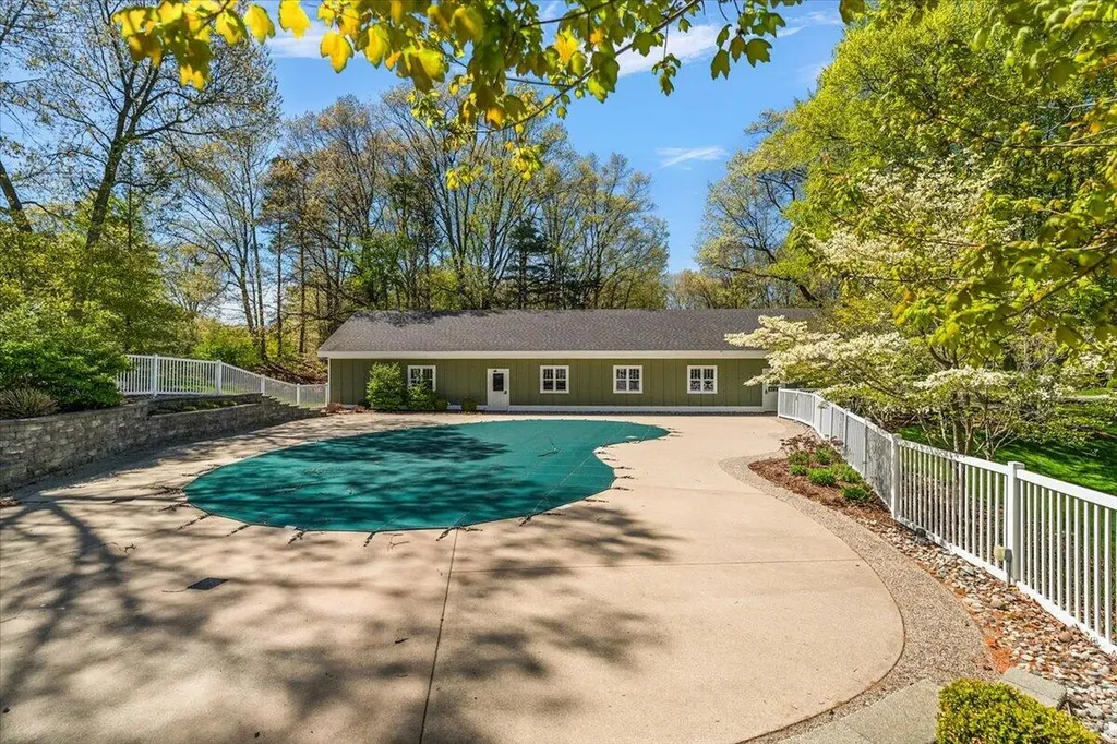 361 Scouts Hill Park Township MI 49424