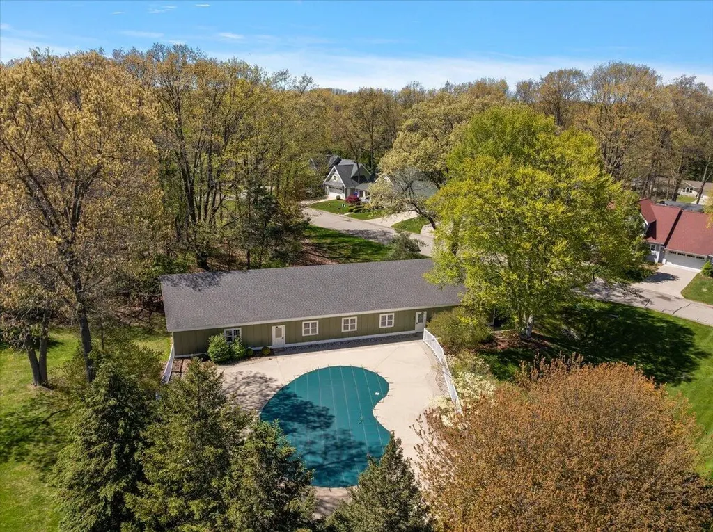 361 Scouts Hill Park Township MI 49424