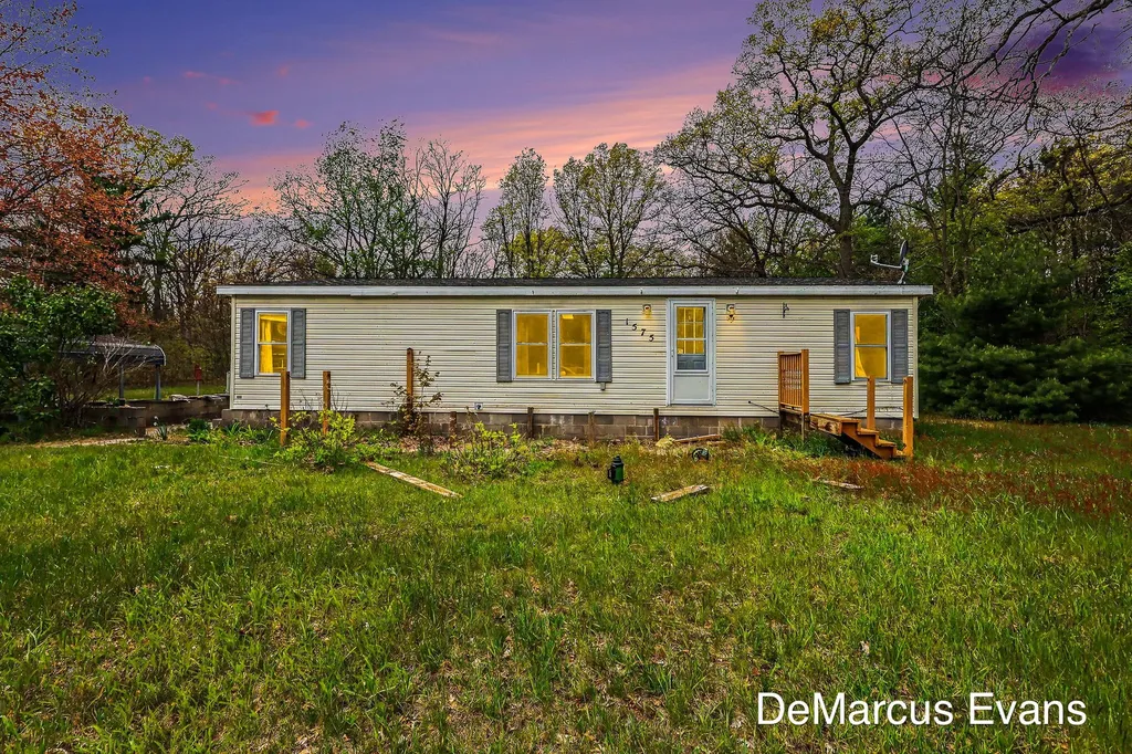 1575 S Brooks Road Muskegon Charter Township MI 49442