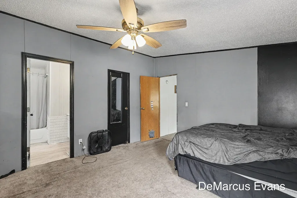 1575 S Brooks Road Muskegon Charter Township MI 49442
