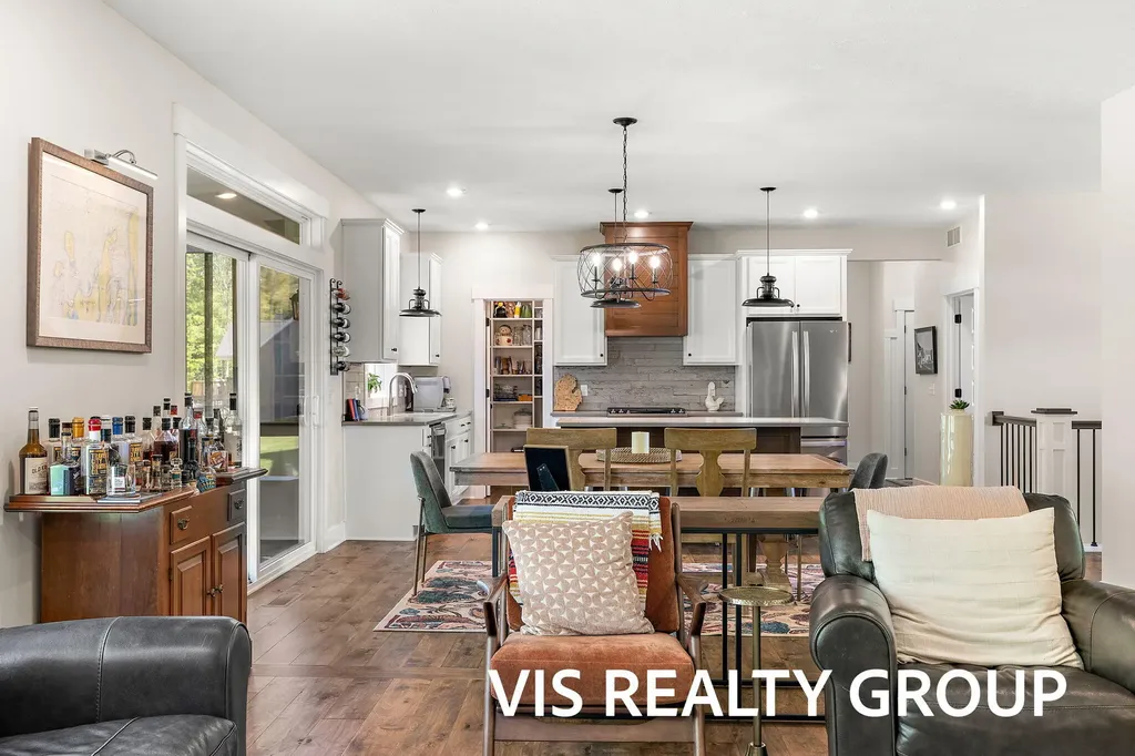 6318 Eaglewood Drive Blendon Township MI 49426