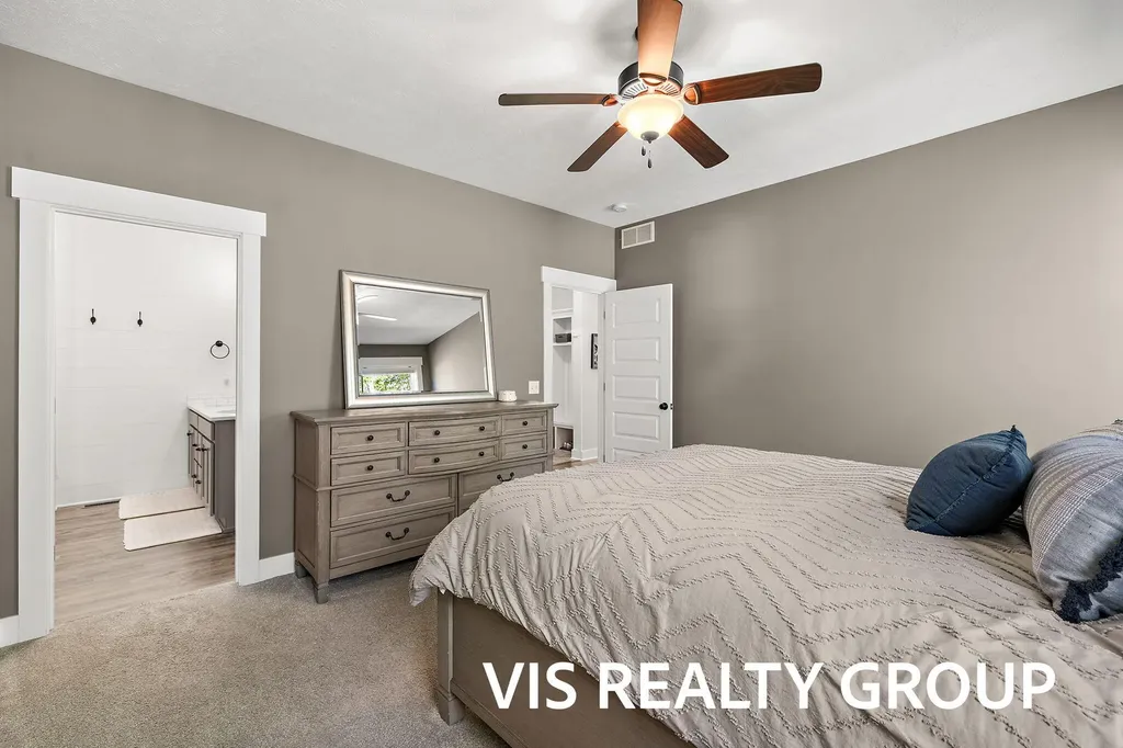 6318 Eaglewood Drive Blendon Township MI 49426