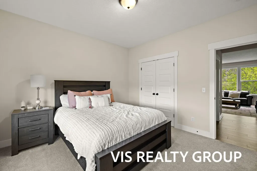 6318 Eaglewood Drive Blendon Township MI 49426