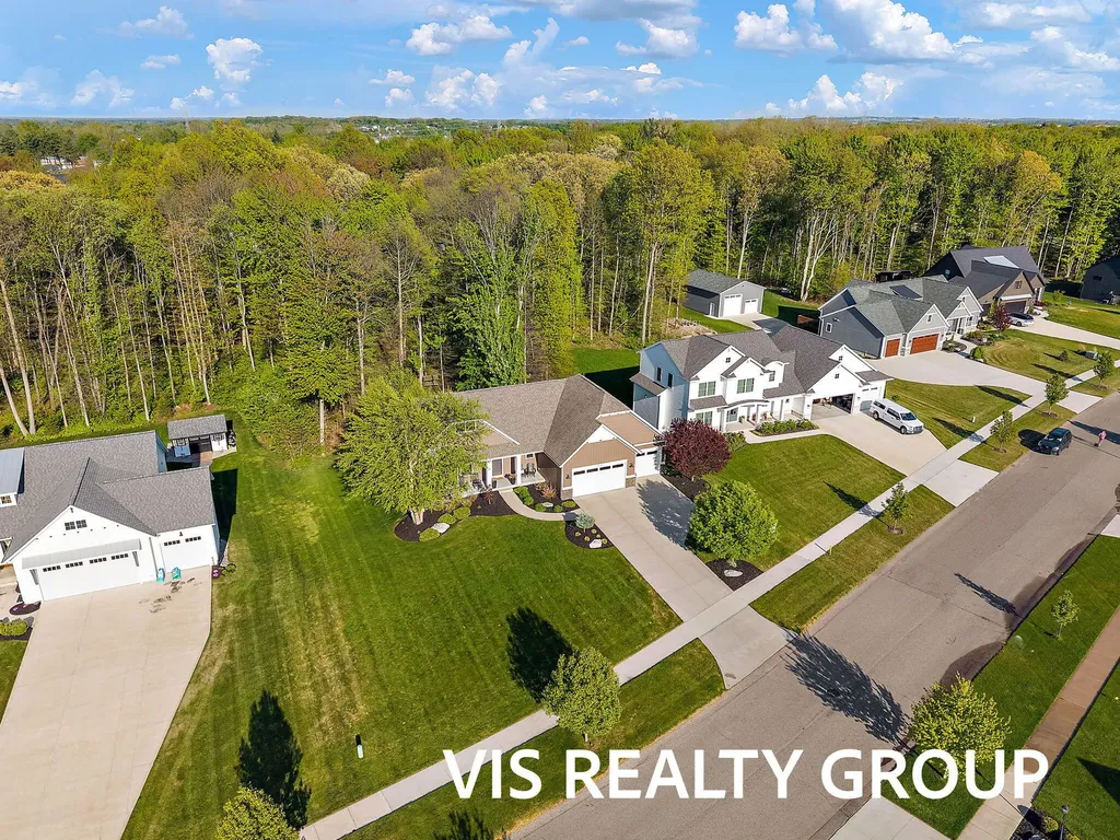 6318 Eaglewood Drive Blendon Township MI 49426