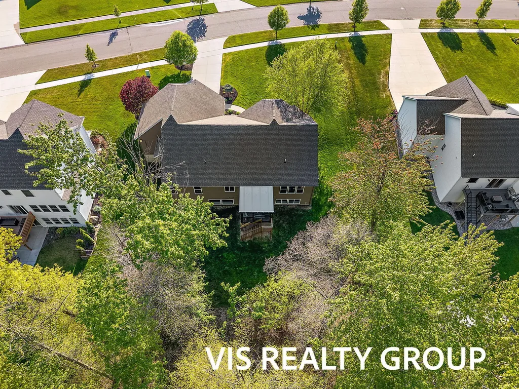 6318 Eaglewood Drive Blendon Township MI 49426