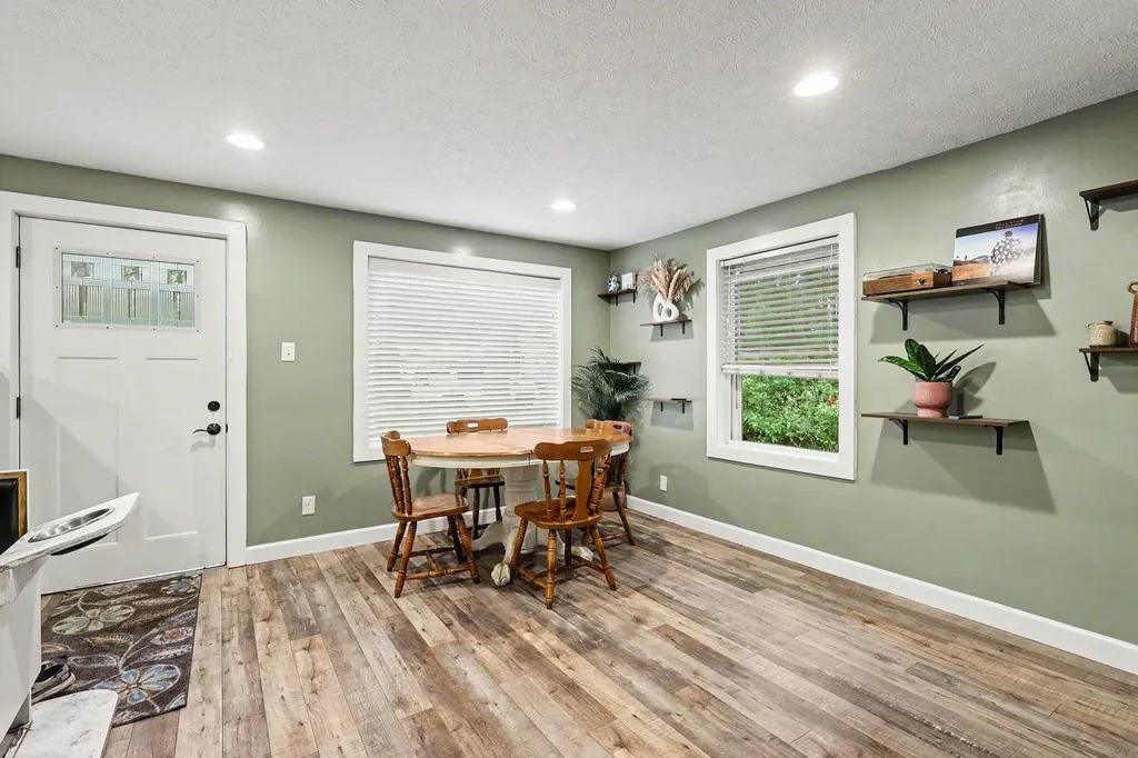 2061 Southland Drive Muskegon Charter Township MI 49442