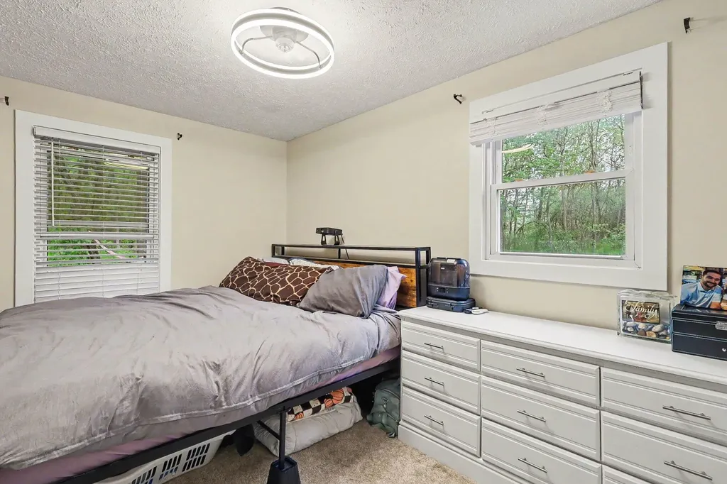 2061 Southland Drive Muskegon Charter Township MI 49442