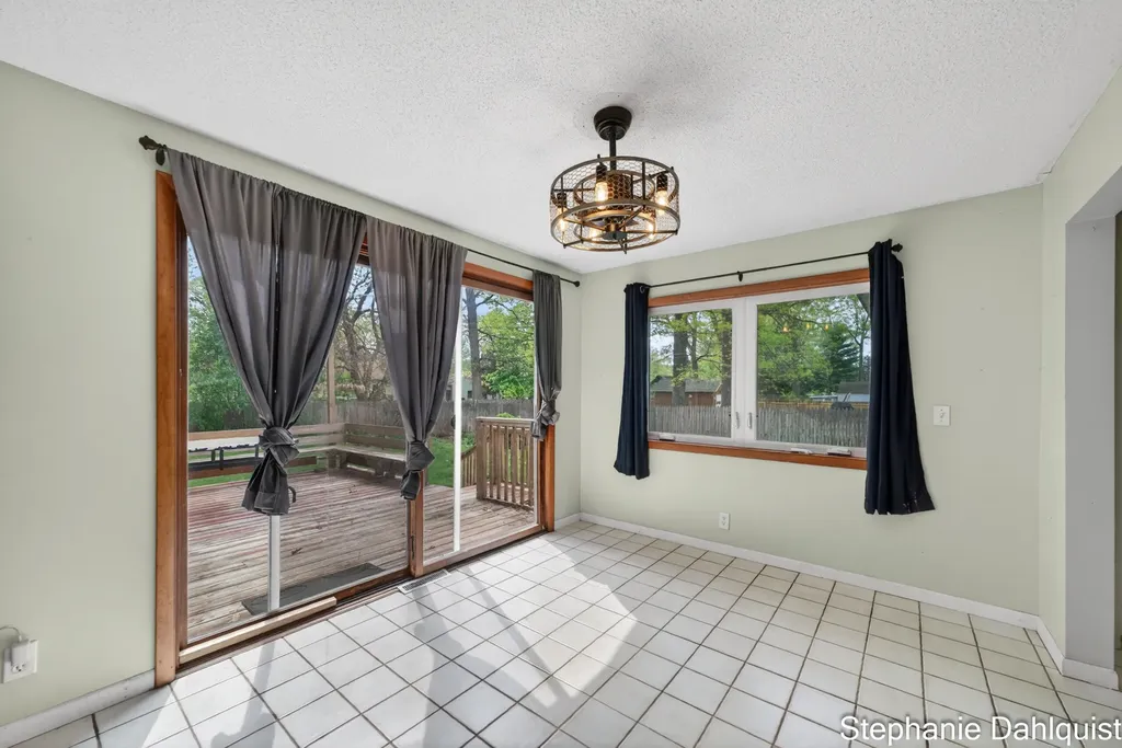 1490 Sunview Street Laketon Township MI 49445