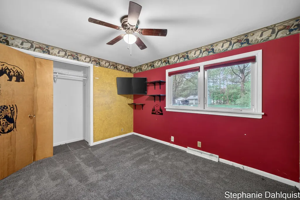 1490 Sunview Street Laketon Township MI 49445