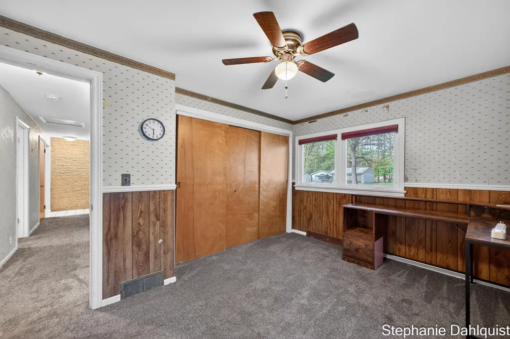1490 Sunview Street Laketon Township MI 49445