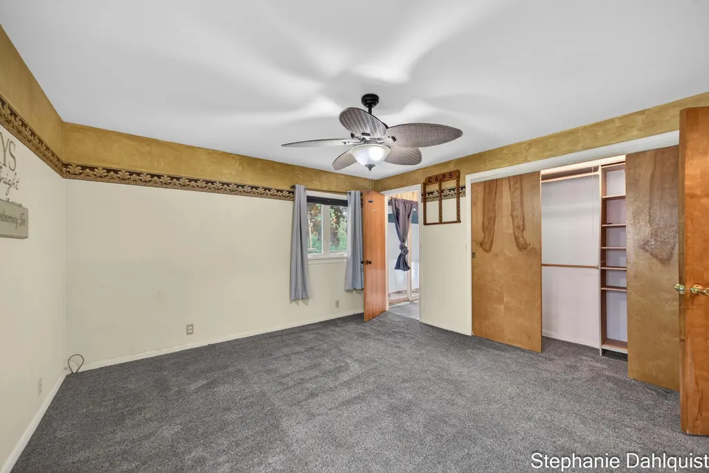 1490 Sunview Street Laketon Township MI 49445