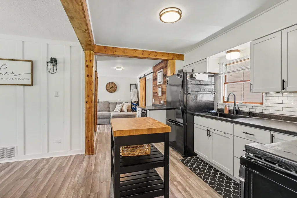 6383 Cline Road Sullivan Township MI 49415