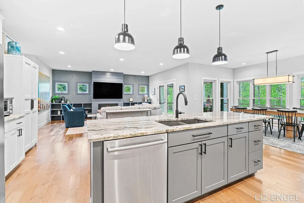 3190 Light House Way Saugatuck Township MI 49453