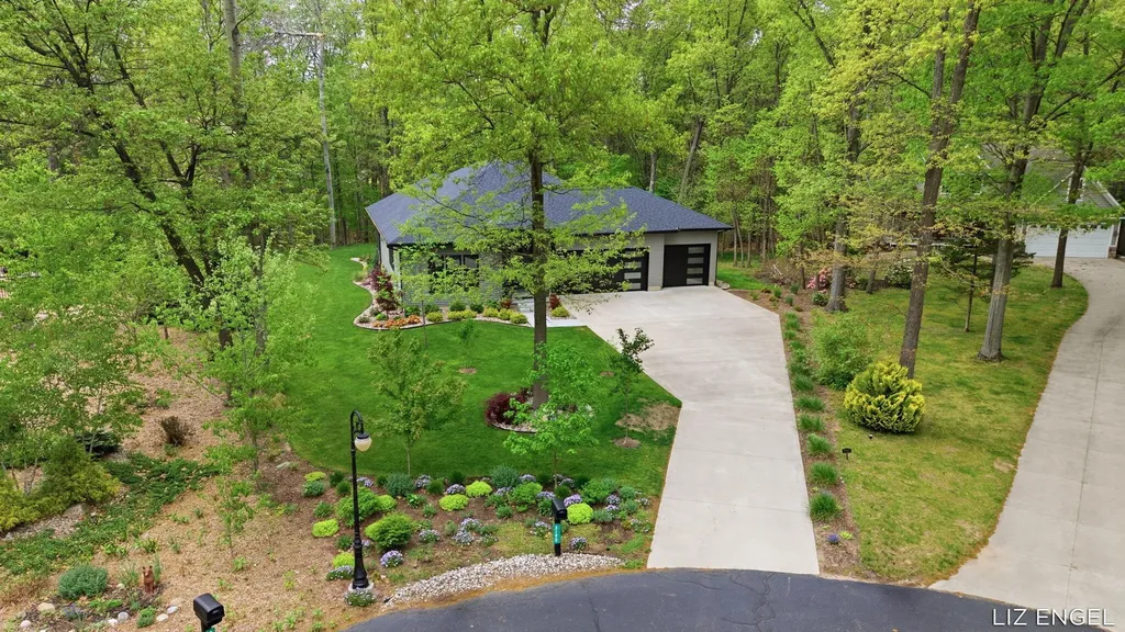3190 Light House Way Saugatuck Township MI 49453