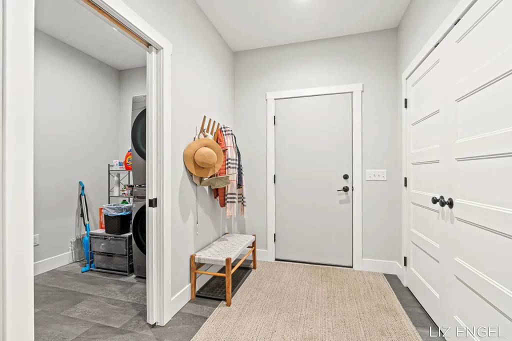 3190 Light House Way Saugatuck Township MI 49453