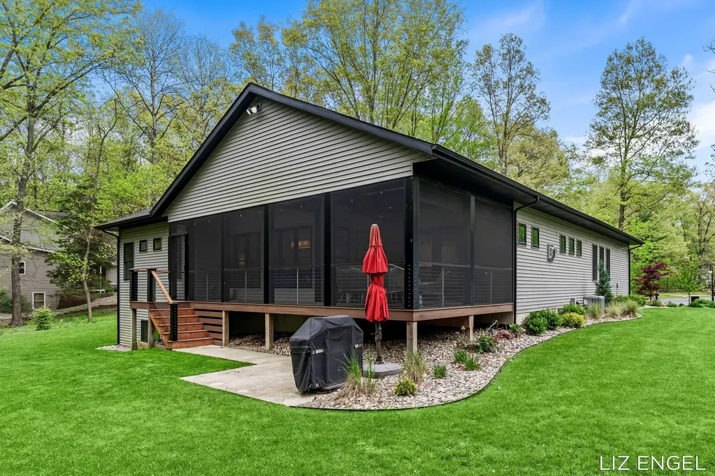 3190 Light House Way Saugatuck Township MI 49453