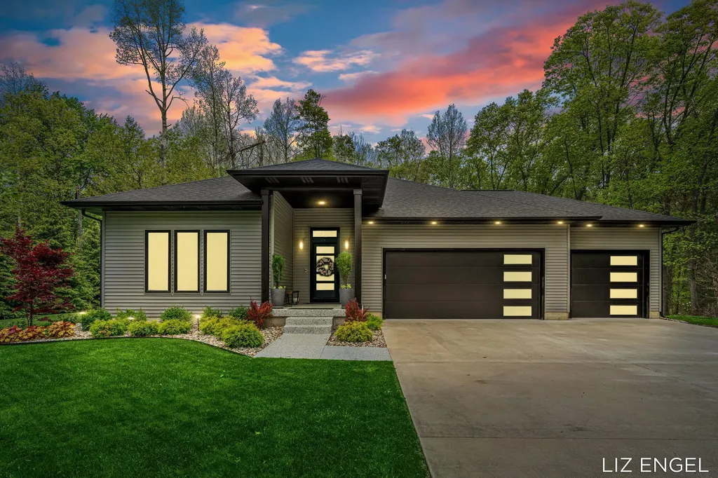3190 Light House Way Saugatuck Township MI 49453