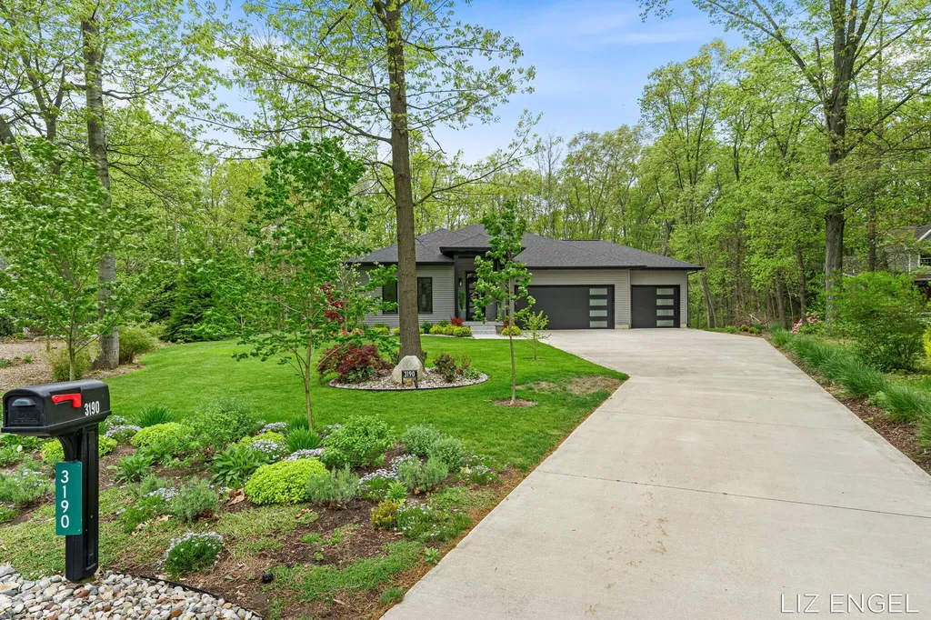3190 Light House Way Saugatuck Township MI 49453