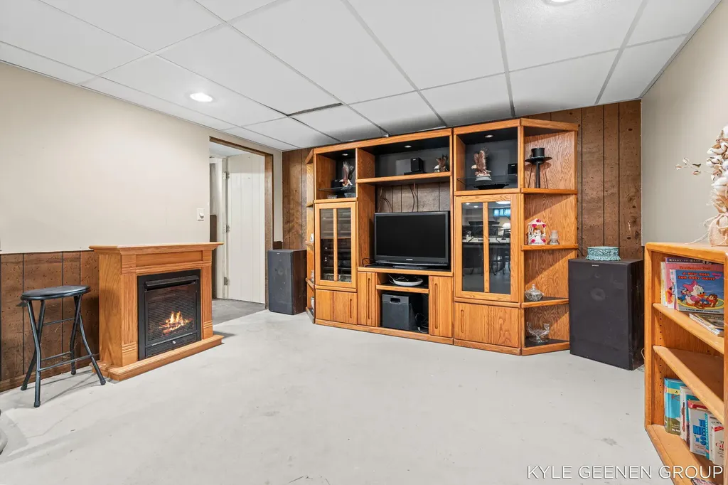 1675 State Street Park Township MI 49424