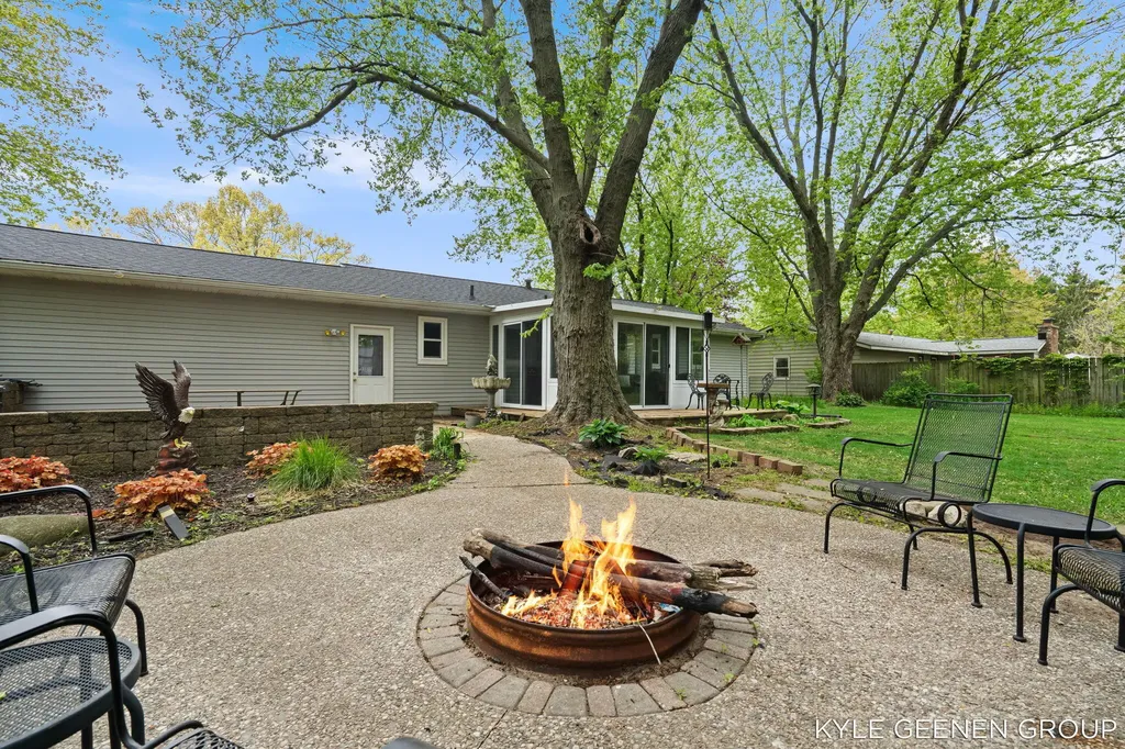 1675 State Street Park Township MI 49424