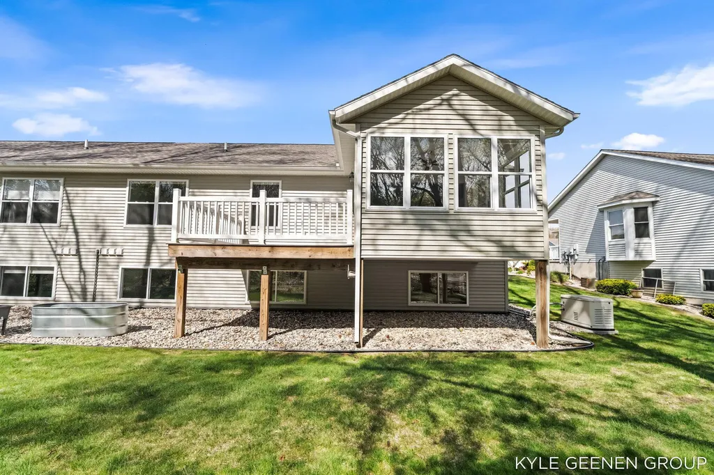 1448 E Addison Way Laketon Township MI 49445