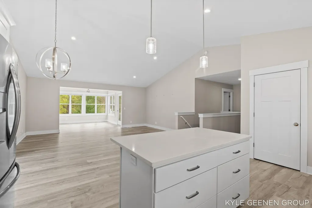 1448 E Addison Way Laketon Township MI 49445