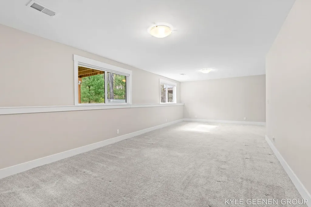 1448 E Addison Way Laketon Township MI 49445