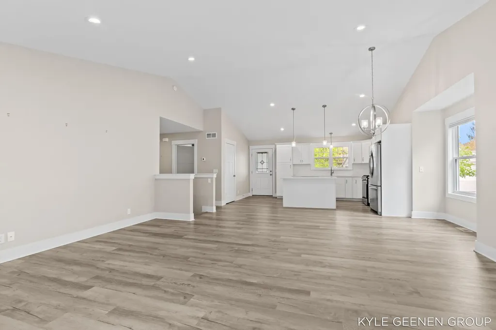 1448 E Addison Way Laketon Township MI 49445