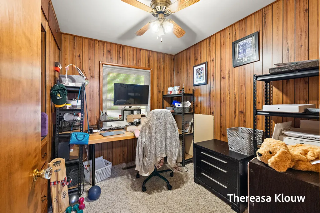 710 Quarterline Road Muskegon Charter Township MI 49442