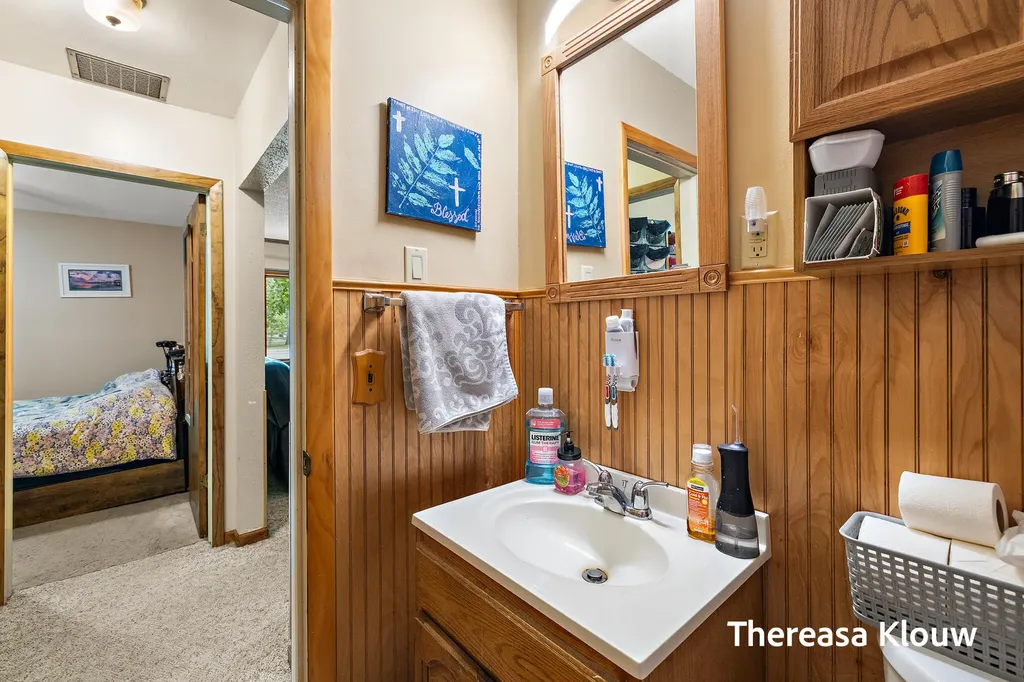 710 Quarterline Road Muskegon Charter Township MI 49442